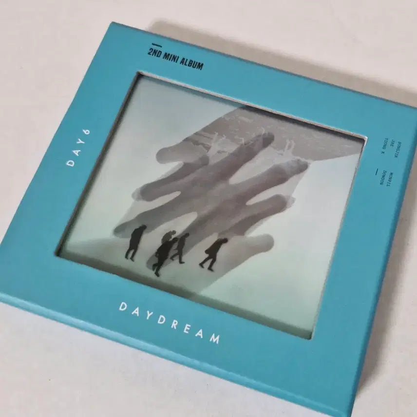 [BUNJANG] DAY6 The Day &amp; DAY DREAM Album Set / 데이식스 더데이 개봉반