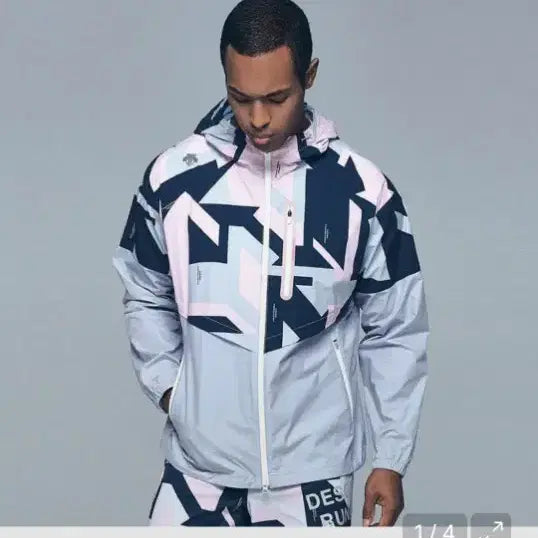 [SOLD OUT] 데상트 러닝에코  바람막이 자켓.105