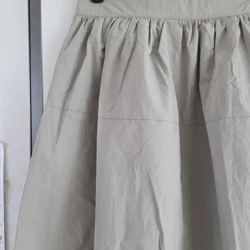 [BUNJANG] It MICHAA Flare Long Skirt Beige / [새제품] 잇미샤 (it MICHAA) 플레어 롱 스커트 베이지
