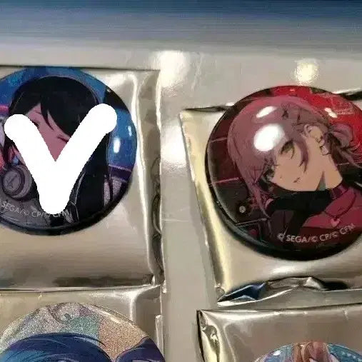 [BUNJANG] Project Sekai Cardboard Standee &amp; Can Badge Set / 프세카 색지 캔뱃지 팝니다