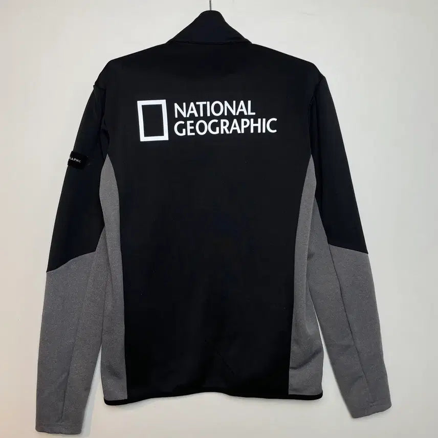 [BUNJANG] National Geographic Zip-Up Jacket Black/Grey / 내셔널지오그래픽 블랙/회색 집업