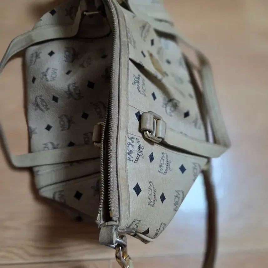 [BUNJANG] MCM Logo Print Shoulder Bag/Tote Bag / MCM 로고 프린트 숄더백 겸 토트백