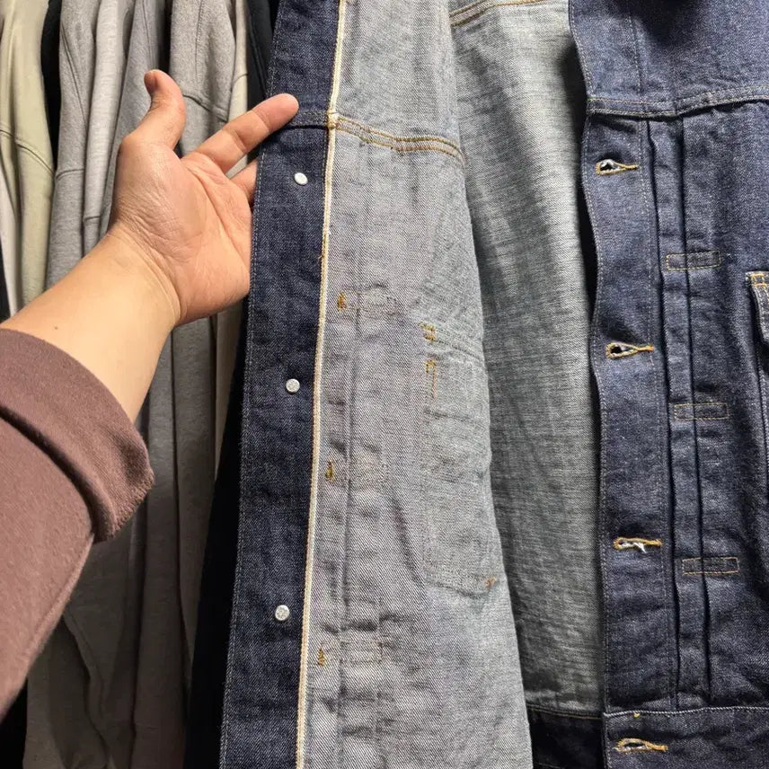 [SOLD OUT] 아웃스탠딩 셀비지 데님자켓 42사이즈 L