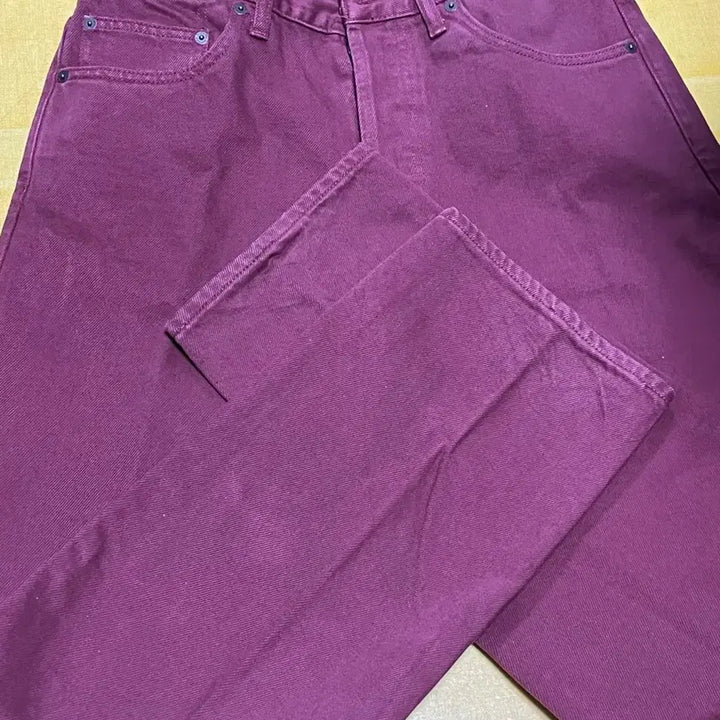 [BUNJANG] Supreme Burgundy Cotton Pants (Size 30) / 슈프림 버건디 팬츠 30