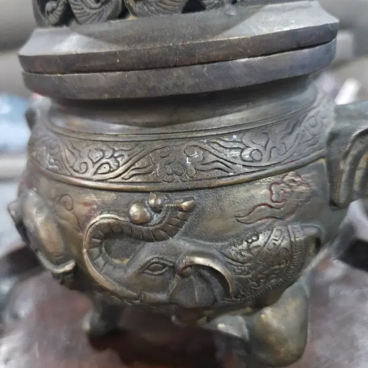 [BUNJANG] Elephant Ornament Bronze Censer / 코끼리 장식 동향로. 입니다