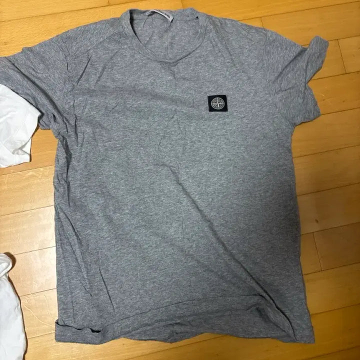 [SOLD OUT] 스톤아일랜드 반팔티,오프화이트 반팔티 (가품) 일괄 판매