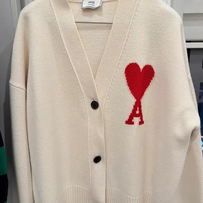 [SOLD OUT] 아미 하트 로고 가디건 아이보리 정품M