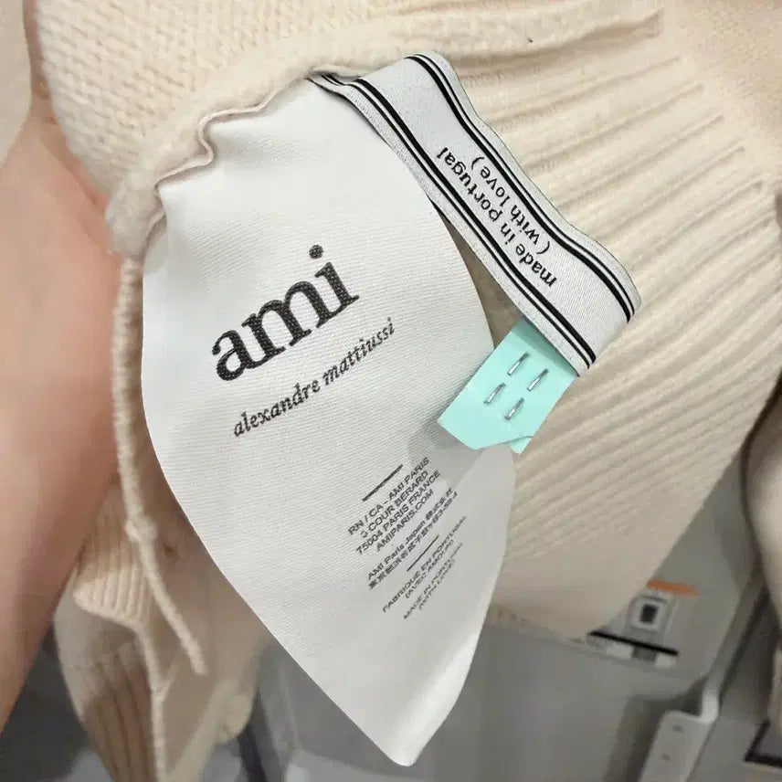 [SOLD OUT] 아미 하트 로고 가디건 아이보리 정품M