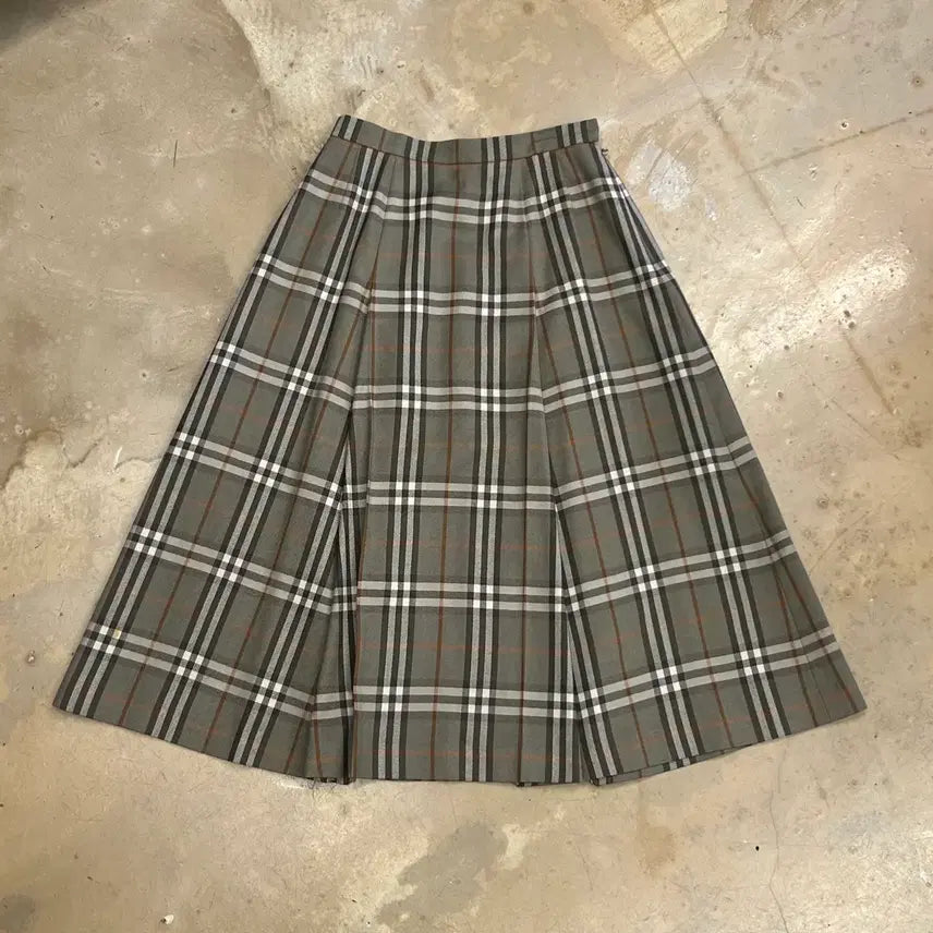 [BUNJANG] Burberry Long Skirt / 버버리 롱치마