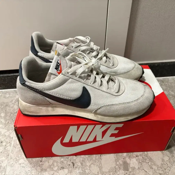[BUNJANG] Nike Air Tailwind 79 Size 265 / 나이키 에어 테일윈드 79 265사이즈