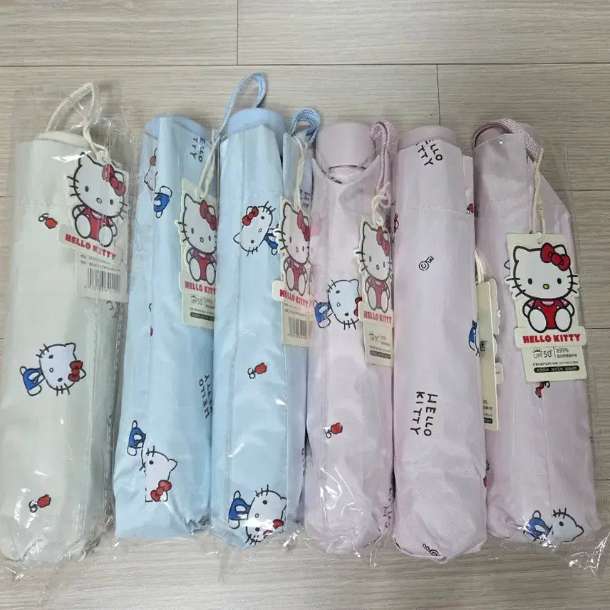 [BUNJANG] Hello Kitty Character Umbrella 3 Types (4-Section Manual) / 헬로키티 캐릭터 양우산 3종(4단 수동)