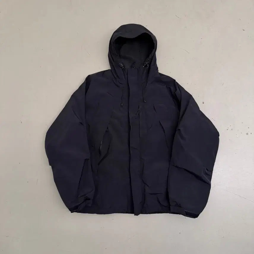 [BUNJANG] Outstanding Two-Way Hooded Jacket / 아웃스탠딩 투웨이 후드 지켓