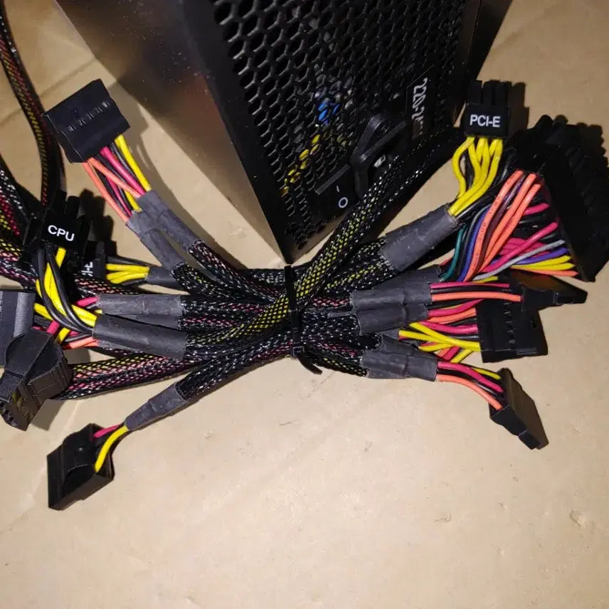 [BUNJANG] COUGAR XTC600 Power Supply Unit / COUGAR 쿠거 XTC600 파워 서플라이