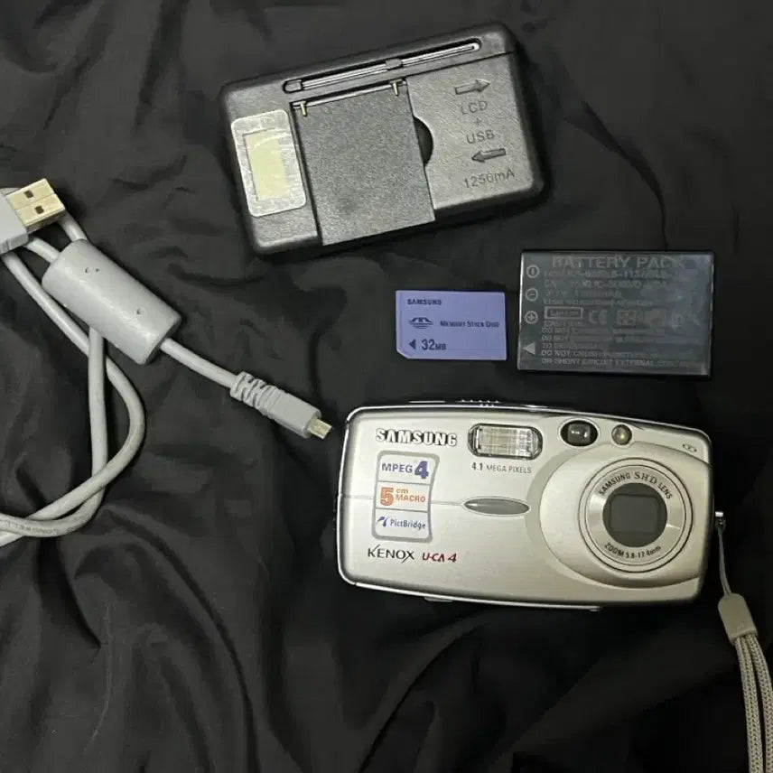 [SOLD OUT] 삼성 케녹스 kenox U-CA4 디카 디지털카메라 작례o