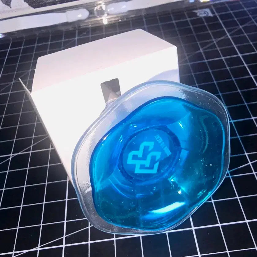 [BUNJANG] BTOB Light Stick Keyring / BTOB 비투비 나팔봉 (응원봉) 라이트 키링