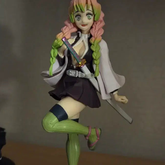 [BUNJANG] Kanroji Mitsuri Figure / 반택포)귀멸의 칼날 칸로지 미츠리 피규어