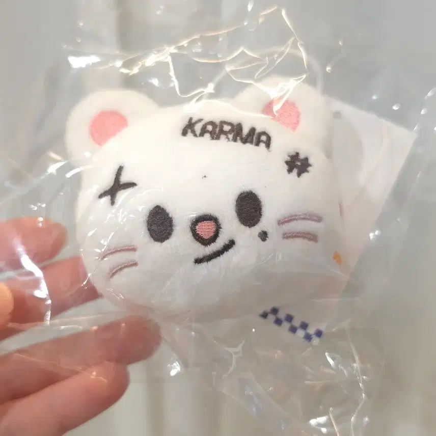 [BUNJANG] Stray Kids Karma SKZOO Naming Tag Jiniret (Sealed) / 미개봉 카르마 스키주 네임택 지니렛 / 스트레이키즈 스키즈