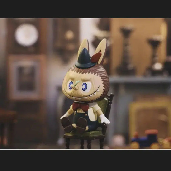 [BUNJANG] Labubu Pinocchio Figure / 라부부 피노키오 피규어 인형