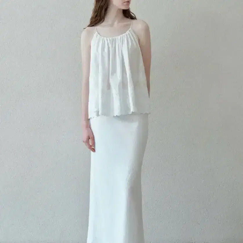 [BUNJANG] Textured Bias Skirt (White) / 텍스처 바이어스 스커트(화이트)
