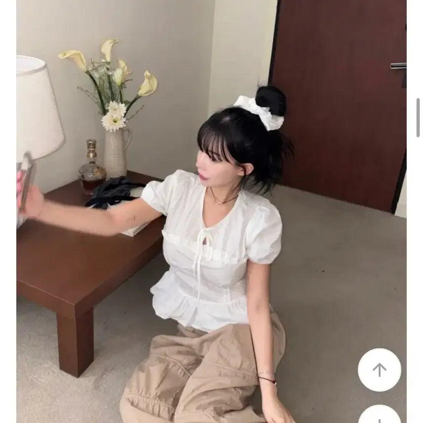 [BUNJANG] Frill Blouse / 프릴블라우스 새상품 정가2.2
