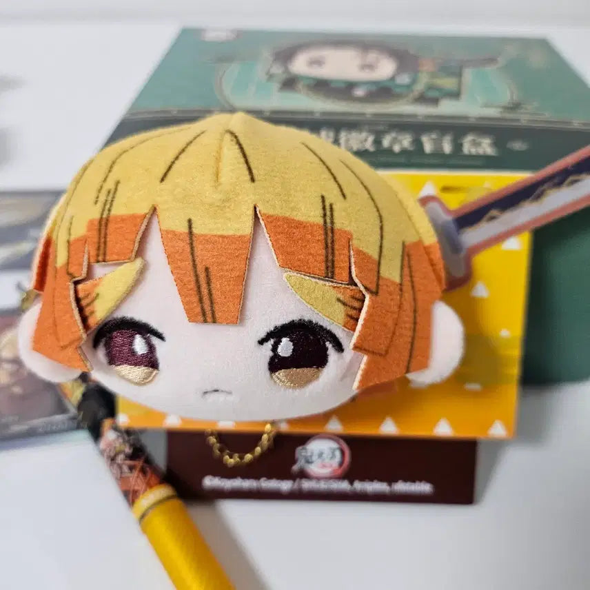 [BUNJANG] Demon Slayer Zenitsu Bundle Set / (일괄)귀멸의 칼날 젠이츠 누이벳지 + 볼펜 + 포카
