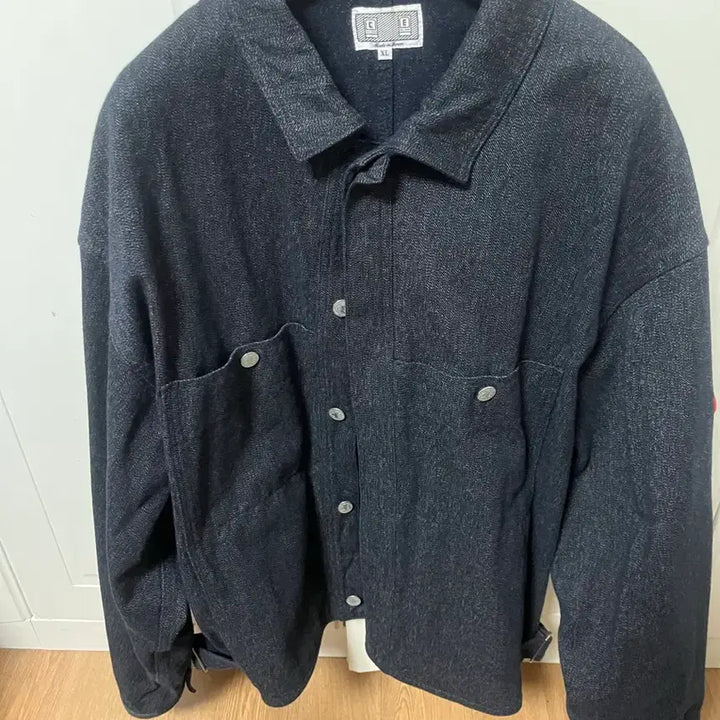 [BUNJANG] XLARGE Header Button Jacket Navy / XL카브엠트 블랙 헤더 버튼 자켓 네이비