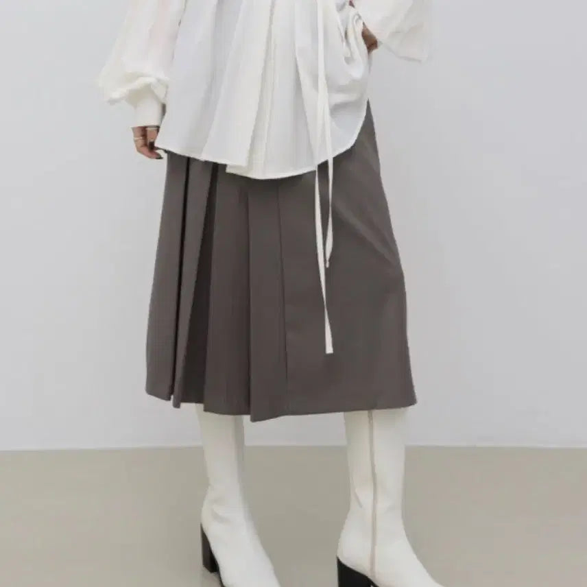 [BUNJANG] Treemingbird Pleats Skirt (Mocha Grey) / 트리밍버드 플리츠 스커트 (모카그레이)