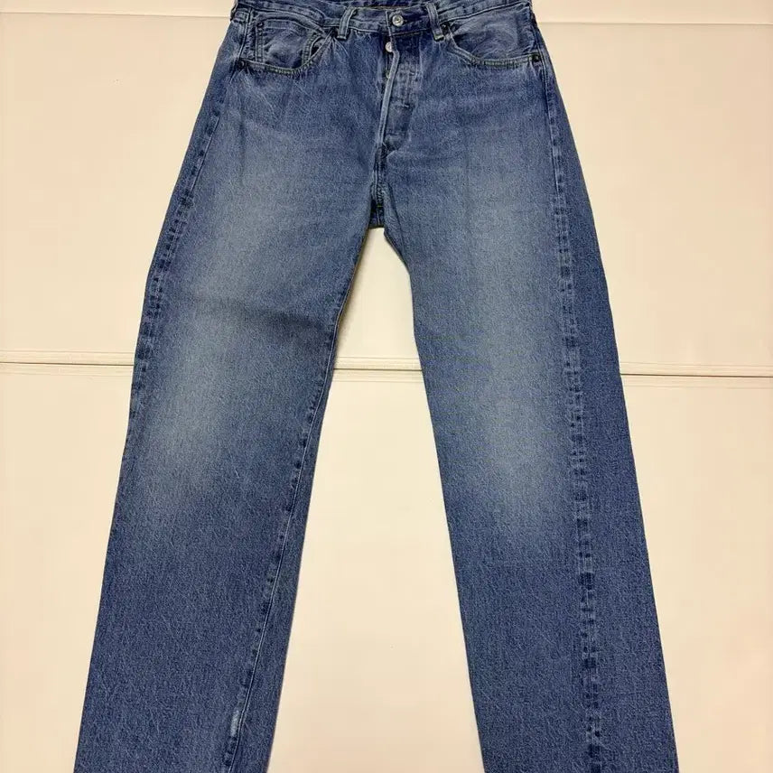 [SOLD OUT] lvc55501 도르닉 32/32판매