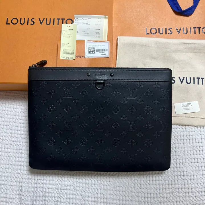 [BUNJANG] Louis Vuitton Pochette Shadow Clutch Bag / (당일배송 풀구성) 루이비통 포쉐트 쉐도우 클러치백