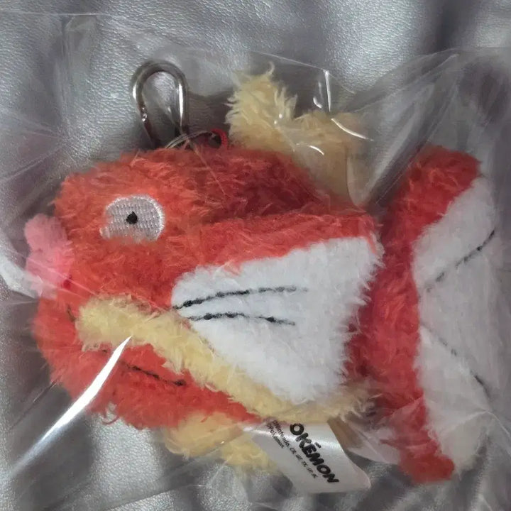 [BUNJANG] Pokemon Magikarp Flat Keychain Plush / [새상품] 포켓몬스터 납작 잉어킹 키링 인형