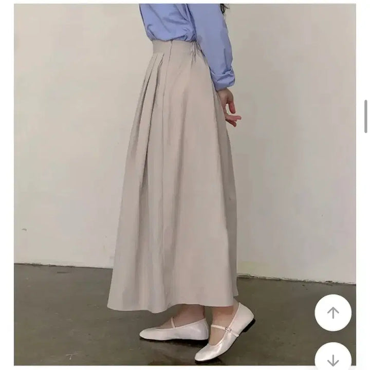 [SOLD OUT] [새제품] 플리츠 A라인 뒷밴딩 롱스커트
