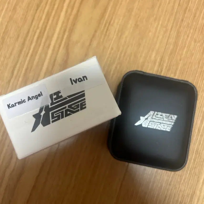 [SOLD OUT] 에일리언스테이지 에이스테 카르마 이반 팬던트 미개봉