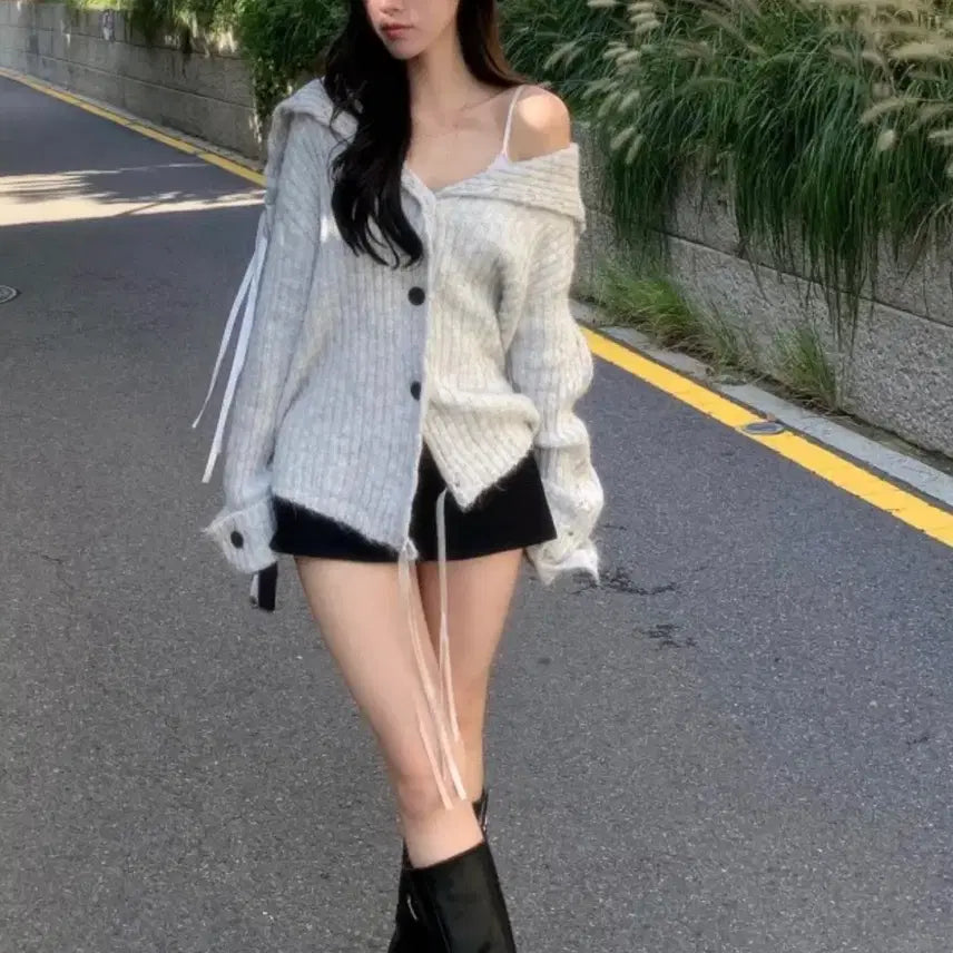 [BUNJANG] 에이블리 여리한 루즈핏 세라 헤어리 니트 폭닥 오프숄더 가디건 / 에이블리 여리한 루즈핏 세라 헤어리 니트 폭닥 오프숄더 가디건