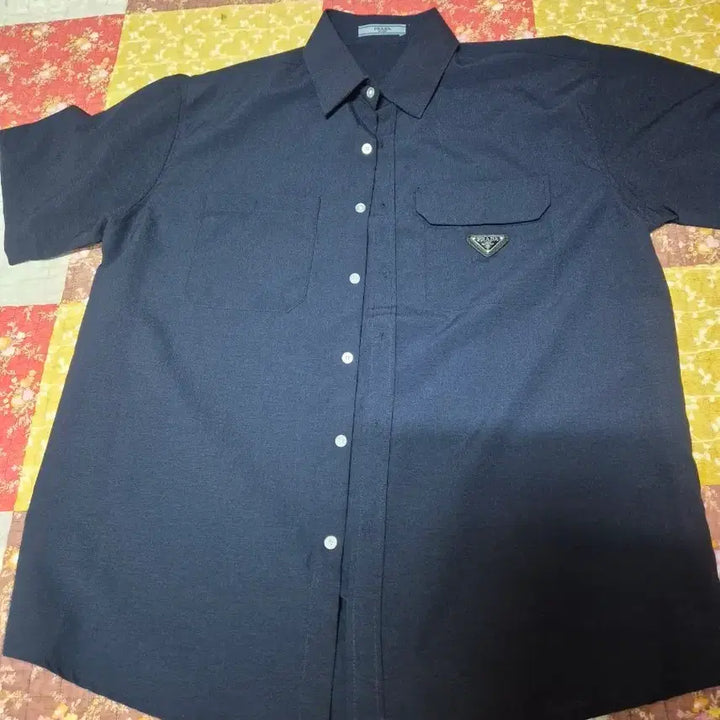 [SOLD OUT] 프라다 네이비 반팔 셔츠110