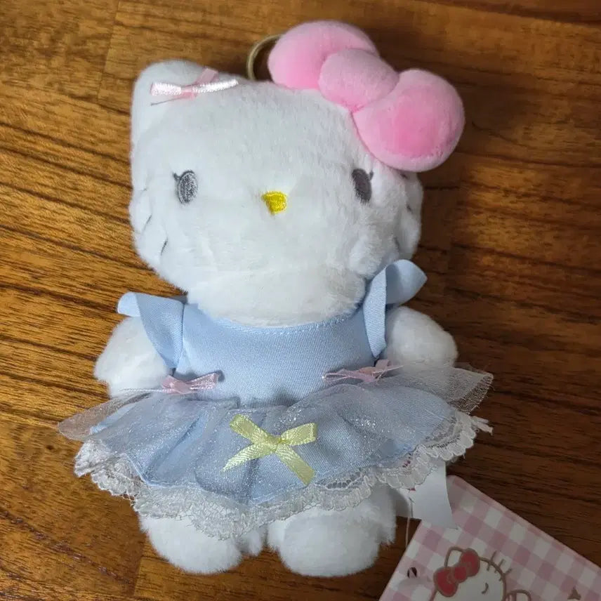 [BUNJANG] Hello Kitty Ribbon Dress Doll Keychain / 헬로키티 리본원피스 인형 키링