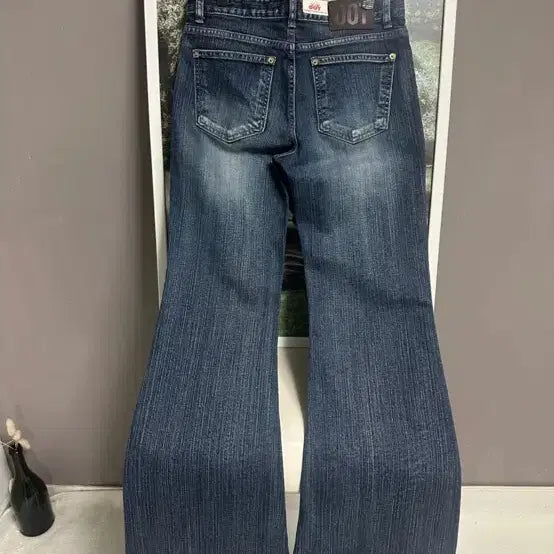 [BUNJANG] OOTJ Standard Low Bootcut Jeans / OOTJ 비츠앤밥스 스탠다드 로우 부츠컷 팬츠
