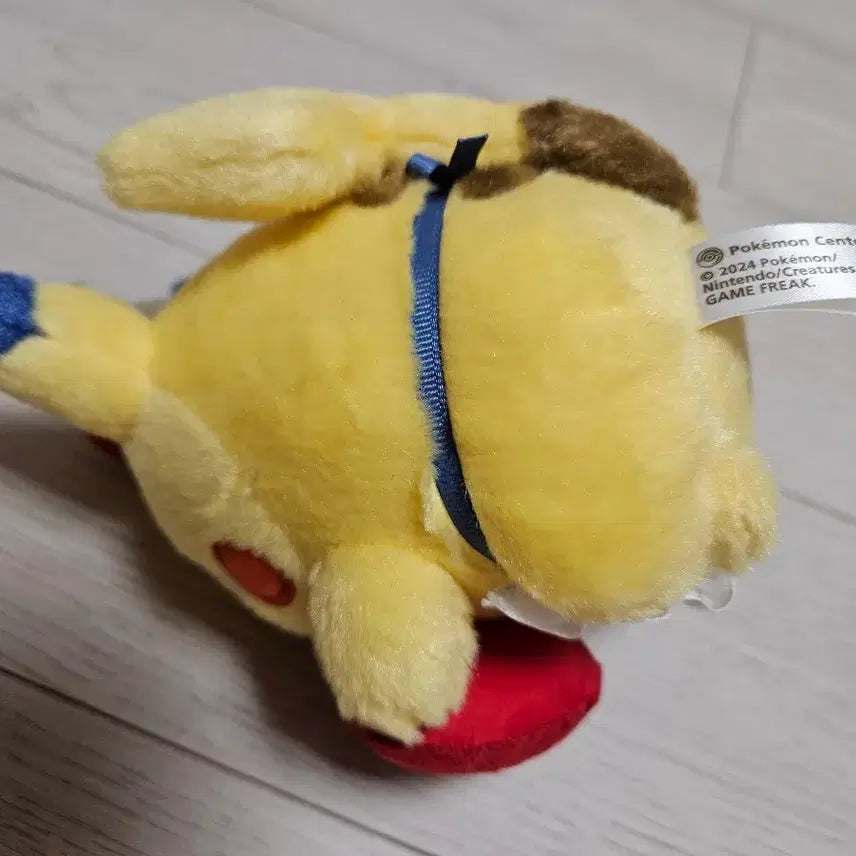 [BUNJANG] Morozoff Pikachu Valentine Plush / 2024 발렌타인 모로조프 피카츄