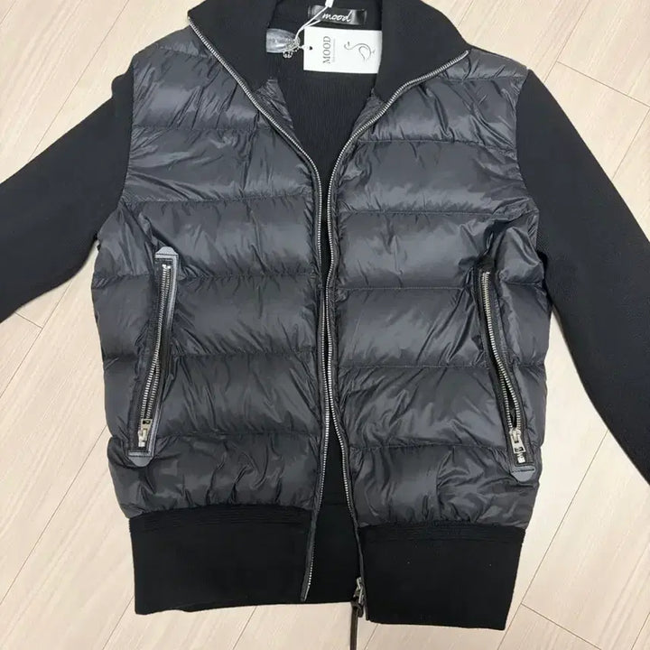 [SOLD OUT] 캐시미어 유광 니트패딩