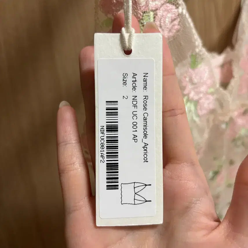 [SOLD OUT] Nuuanu 누아누 로즈캐미솔 애프리콧 2사이즈