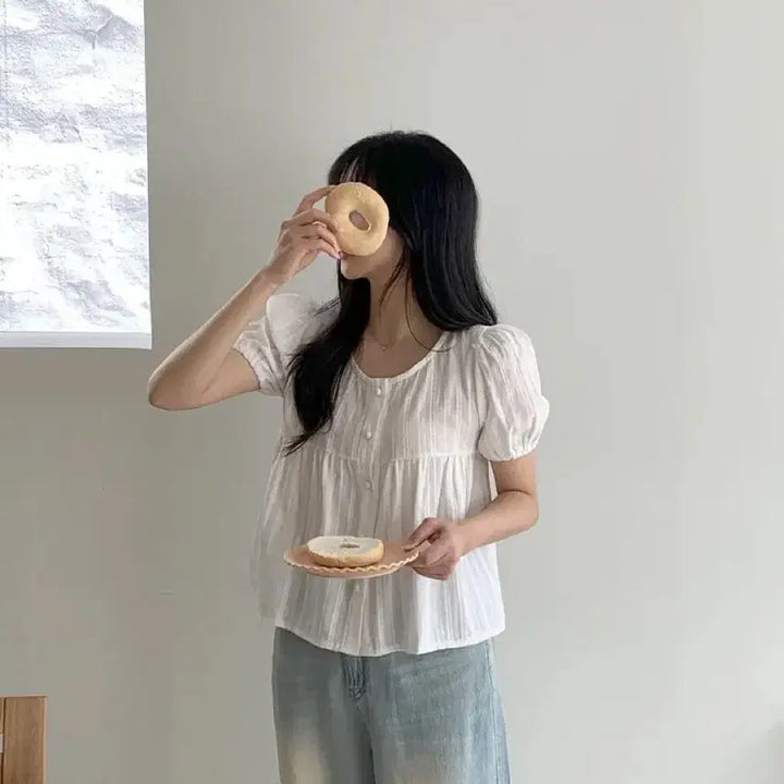 [BUNJANG] TheMutt White Puff Sleeve Blouse / 더멋 화이트 퍼프 반팔 블라우스