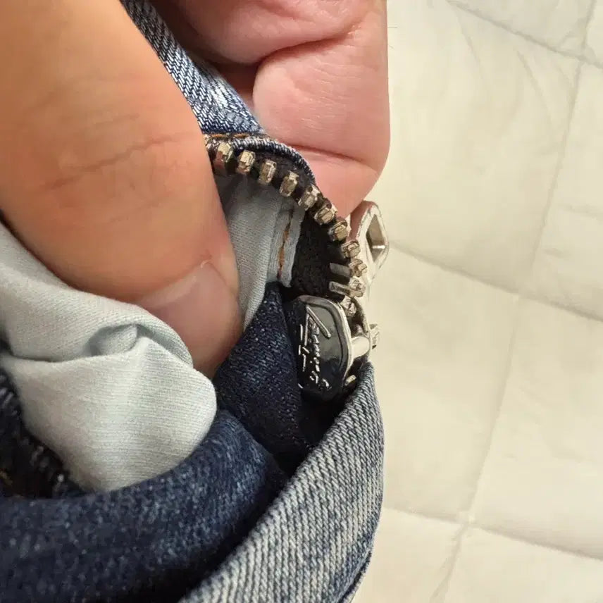 [BUNJANG] Balmain Denim Pants / Balmain 발망 페인트 바이커진 데님팬츠 36