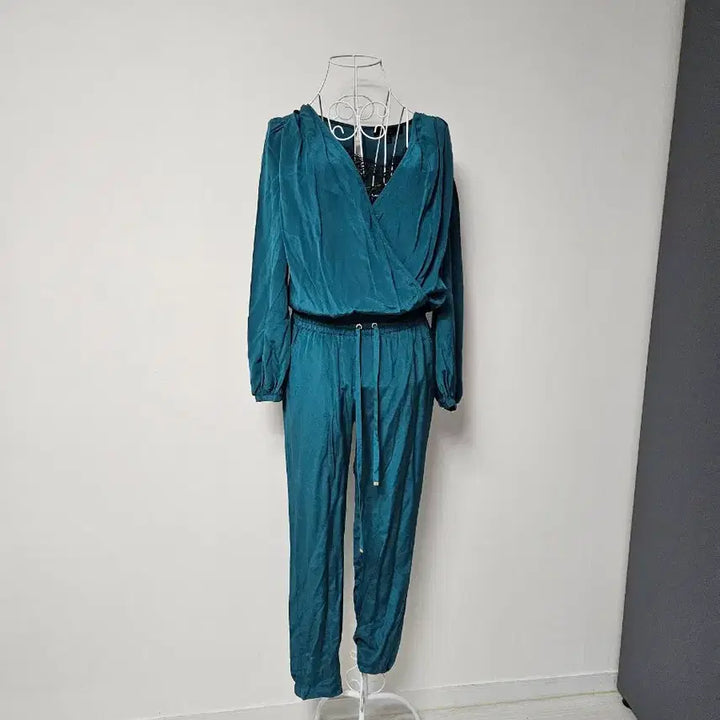 [SOLD OUT] 미국브랜드 juicy jumpsuit 점프수트 원피스