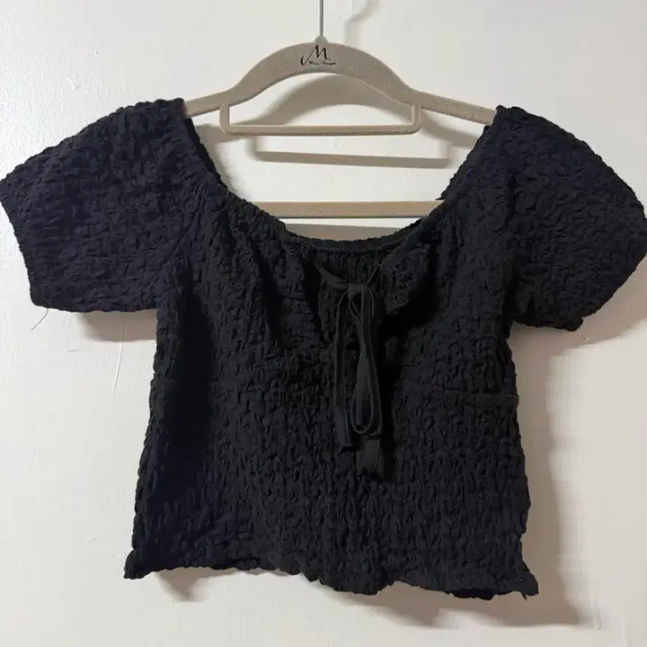 [BUNJANG] Cropped Ribbon Blouse / 크롭 리본 블라우스 (착샷 O)