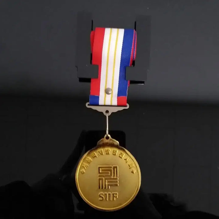 [BUNJANG] Seoul International Invention Fair Gold Medal / [메달] 서울 국제 발명 전시회 금상 메달 w599