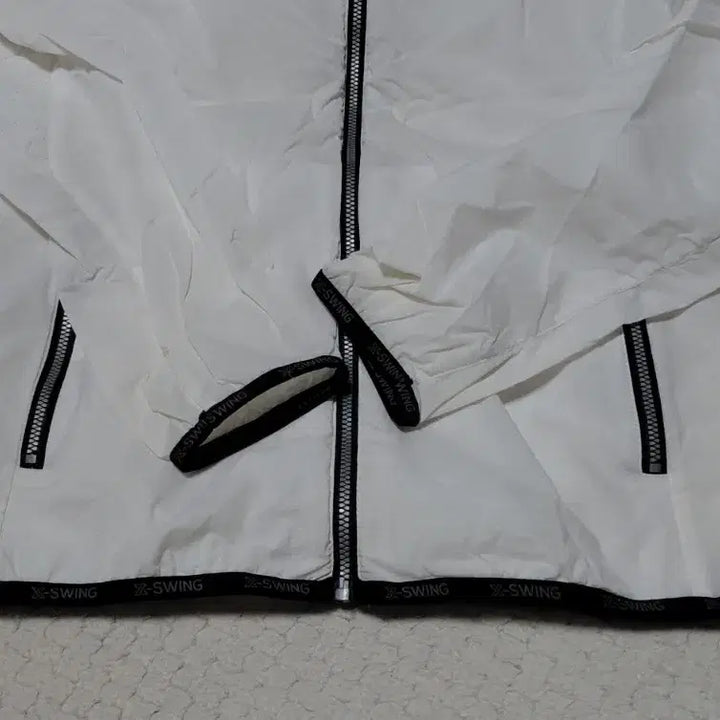[SOLD OUT] JDX 여성 바람막이 100