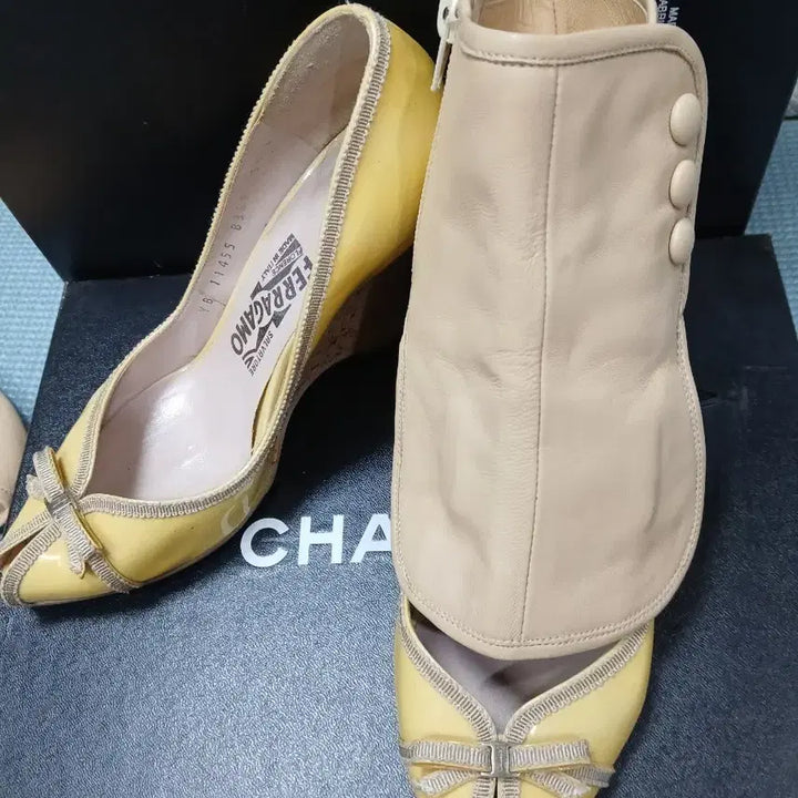 [BUNJANG] Chanel Leather Warmer / 정품)샤넬 밴딩 레더워머