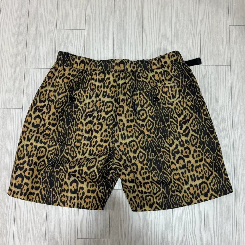 [BUNJANG] Saintpain Leopard Print Shorts / 세인트페인 레오파드 호피 숏팬츠 free(32~33)상태s