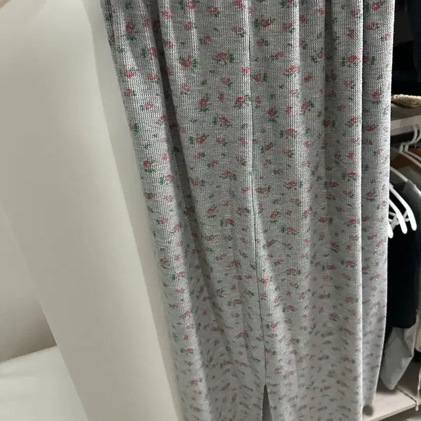 [SOLD OUT] 플라워 패턴 꽃무늬 롱스커트