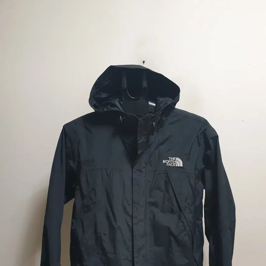 [BUNJANG] The North Face Hooded Windbreaker Jacket (Size 95) / 노스페이스 후드바람막이점퍼/95