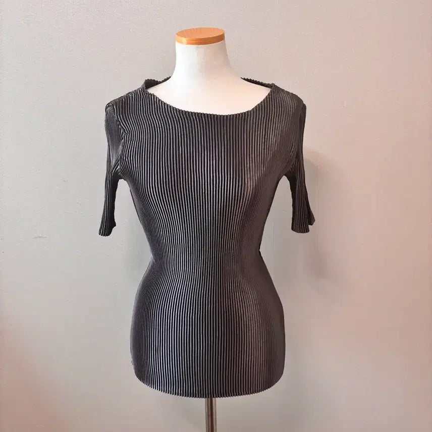 [BUNJANG] Pleats Gray Silver Jacket Set / 플리츠 그레이 은갈치 자켓 세트